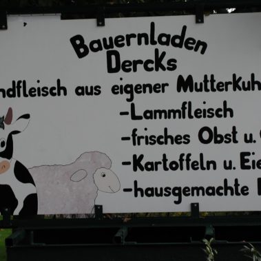 Der Bauernladen bei Dercks an der Hartefelder Dorfstraße.